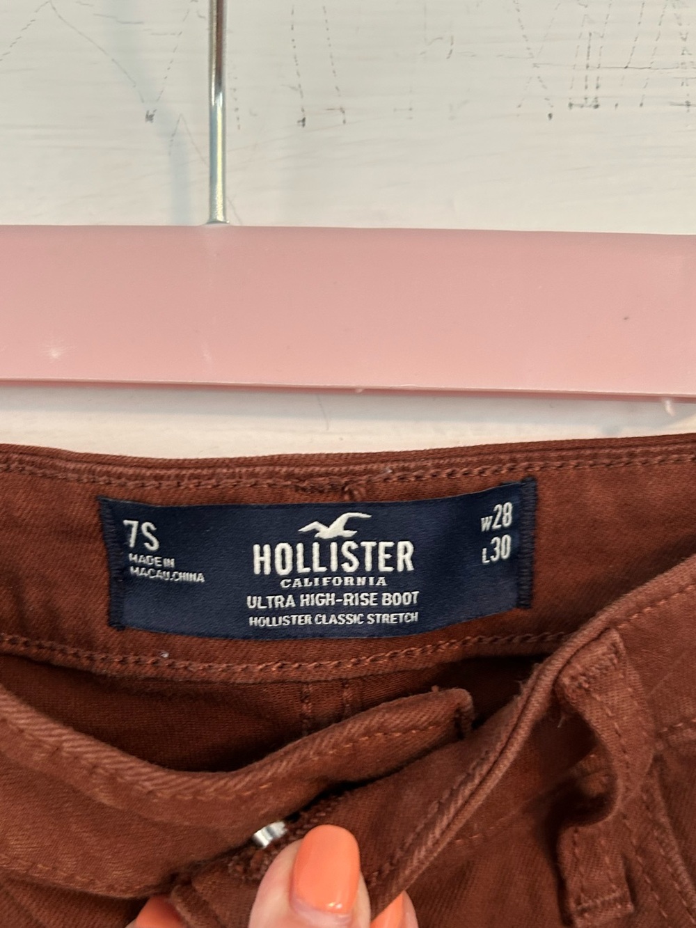 Hollister Ultra High-Rise Boot Jeans in brown w28 x 30L
